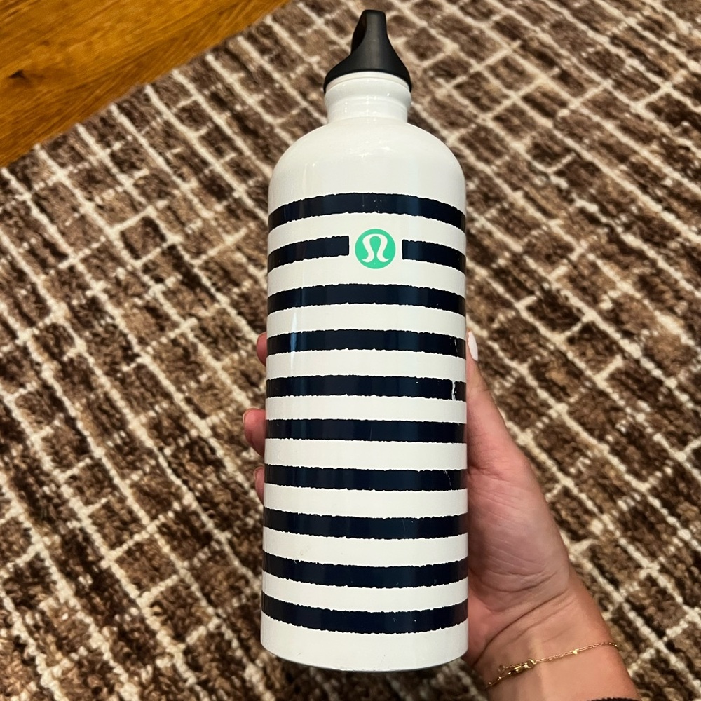 Lululemon Water Bottle